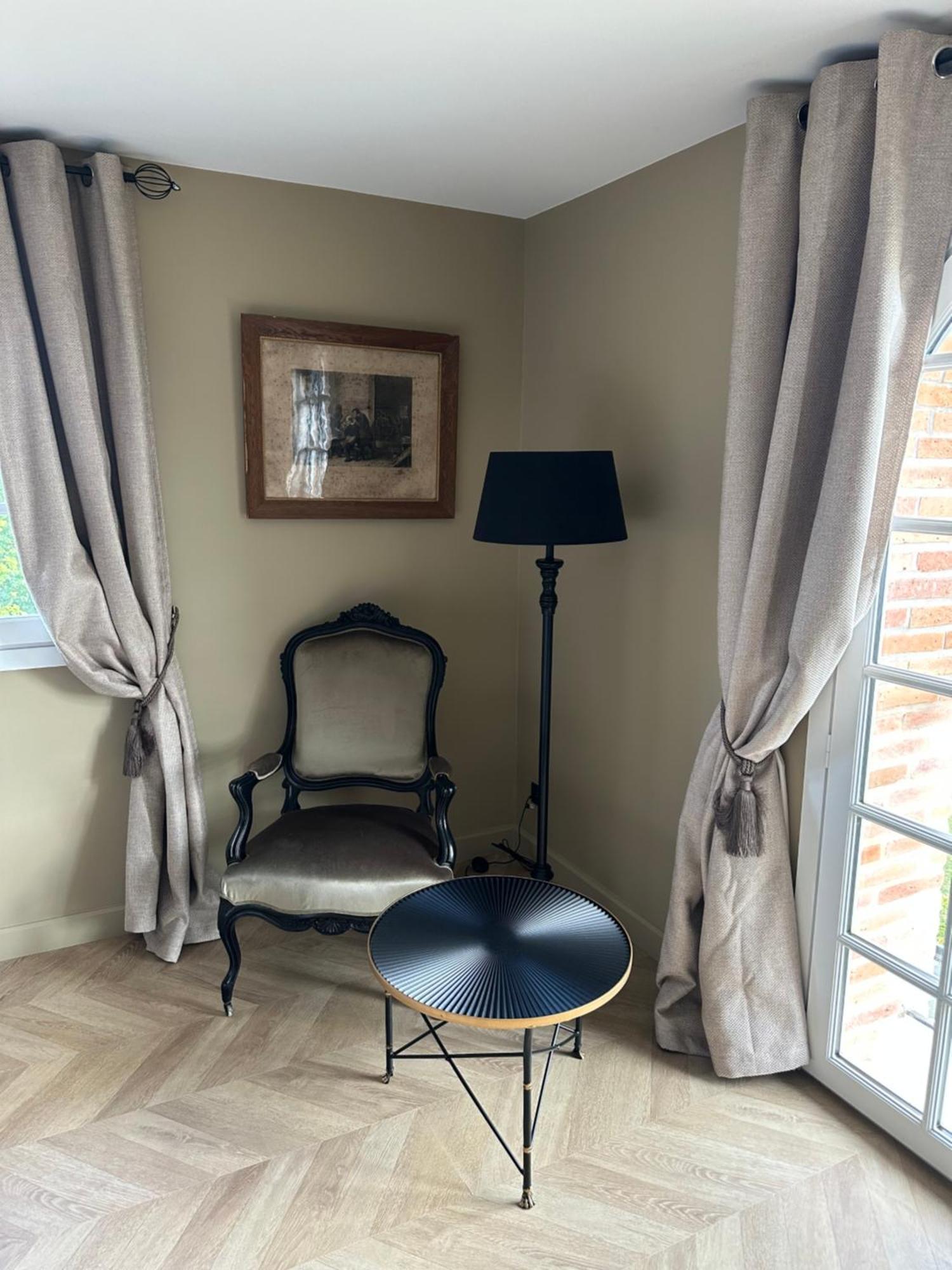 Castel Bois Marie, Maison D'Hotes Montauban Exteriör bild Curtains in a home